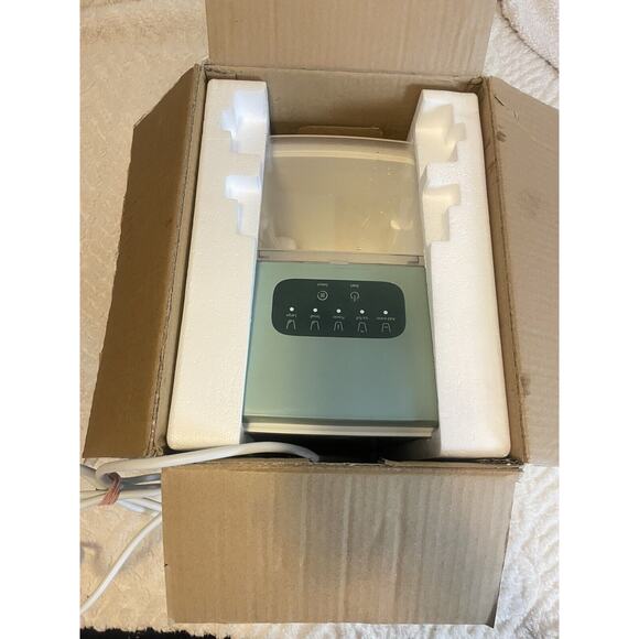 Orgo Products The Sierra Countertop Ice Maker, Bullet Shaped Ice Type, Excellent - Picture 5 of 9